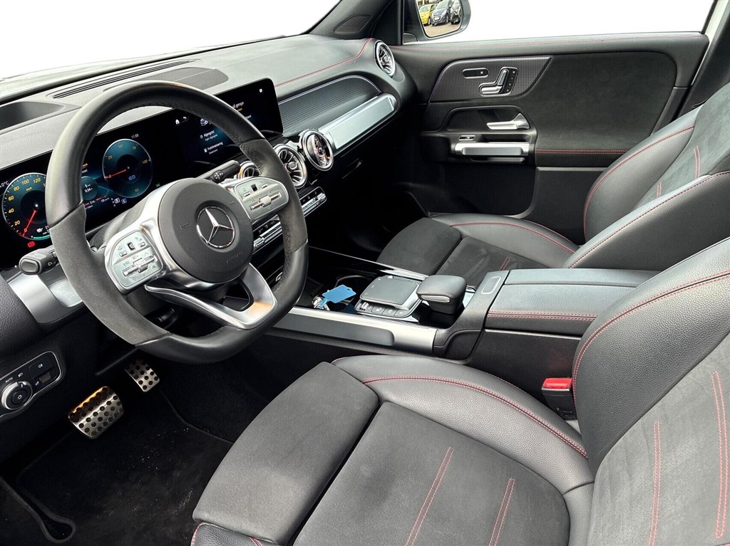 Mercedes-Benz EQB 300 AMG Line billede 3