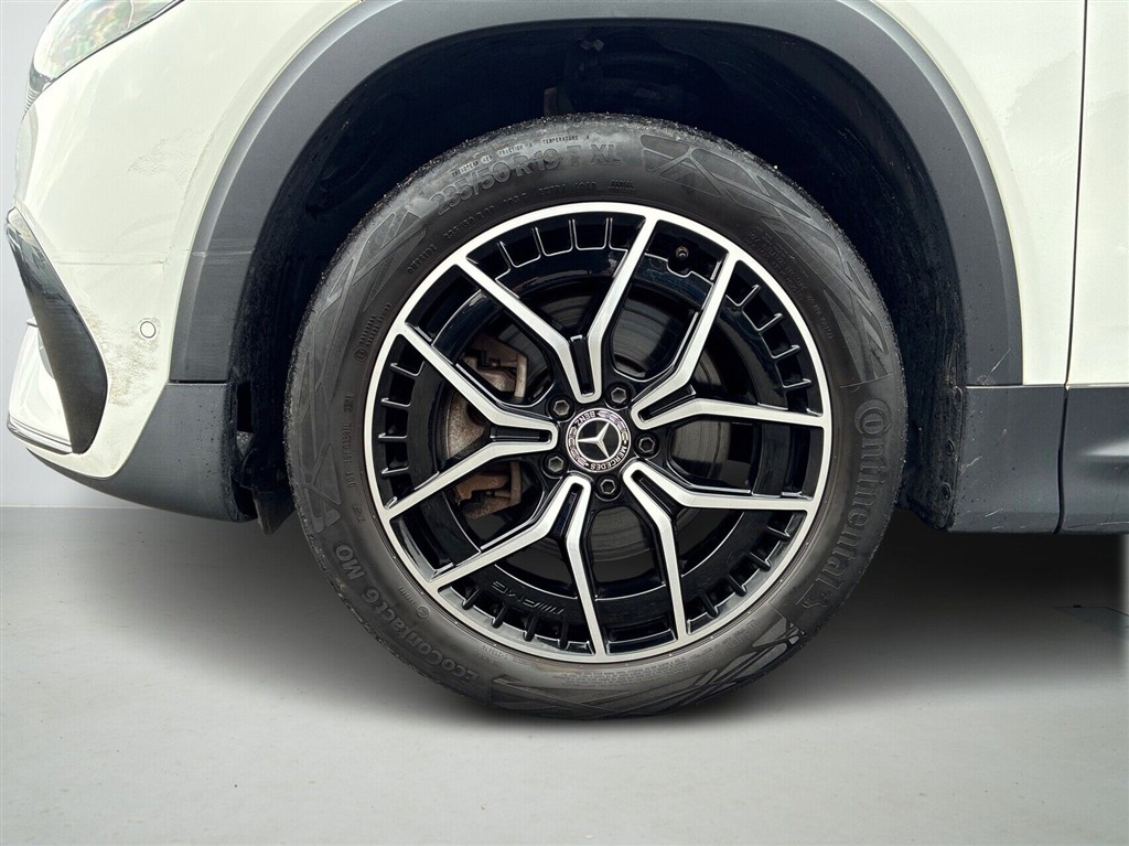 Mercedes-Benz EQB 300 AMG Line billede 8