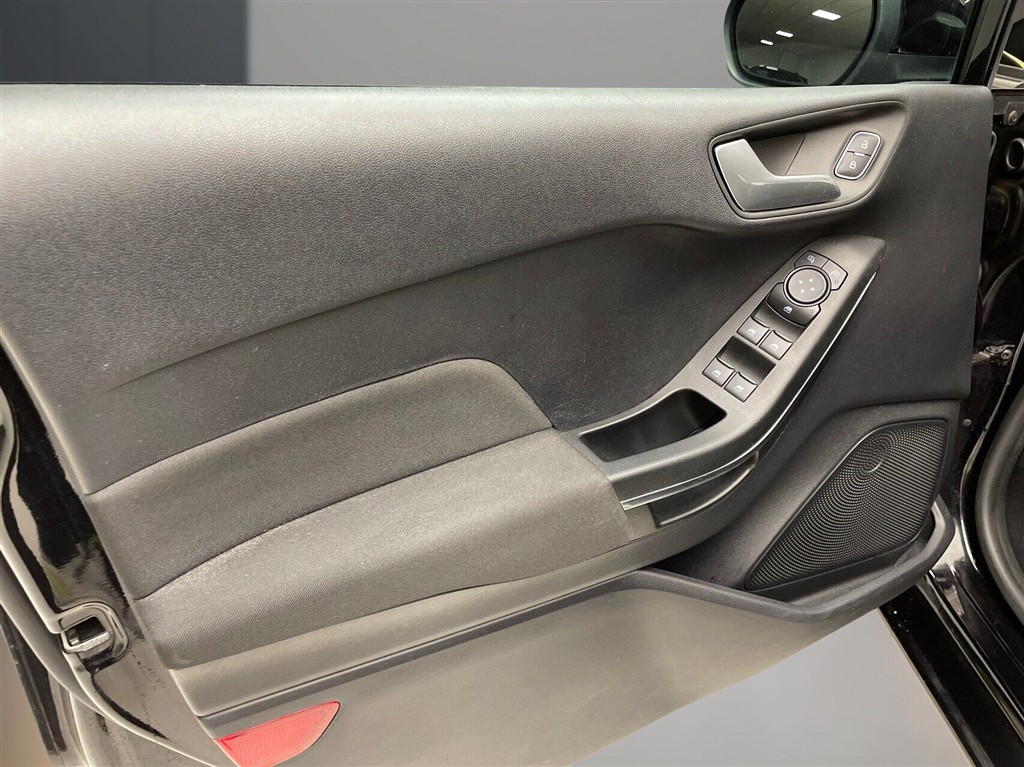 Ford Fiesta Titanium billede 10