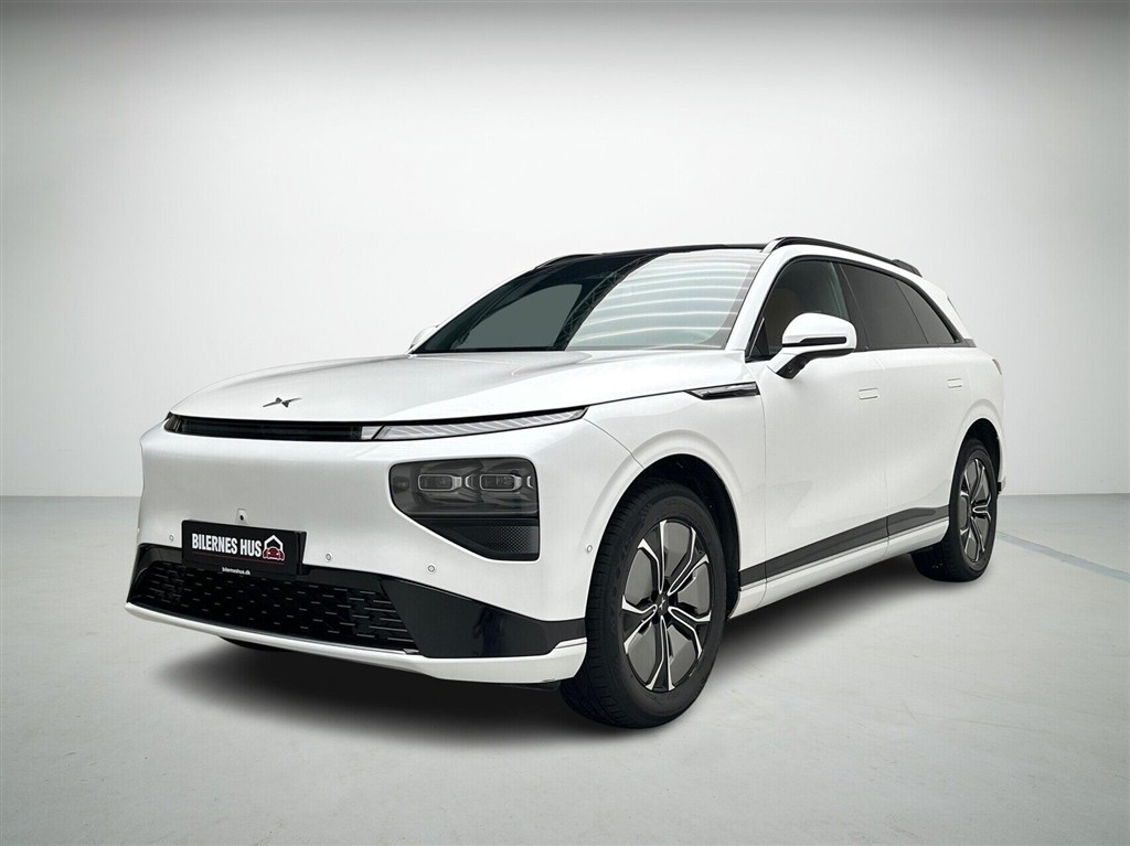 Xpeng G9 Standard Range