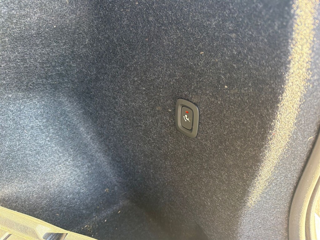 Volvo EC40 Core billede 20