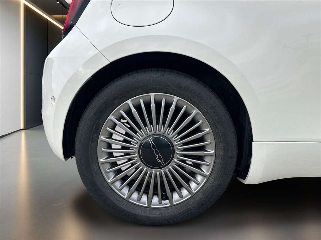 Fiat 500e Icon Pack billede 6