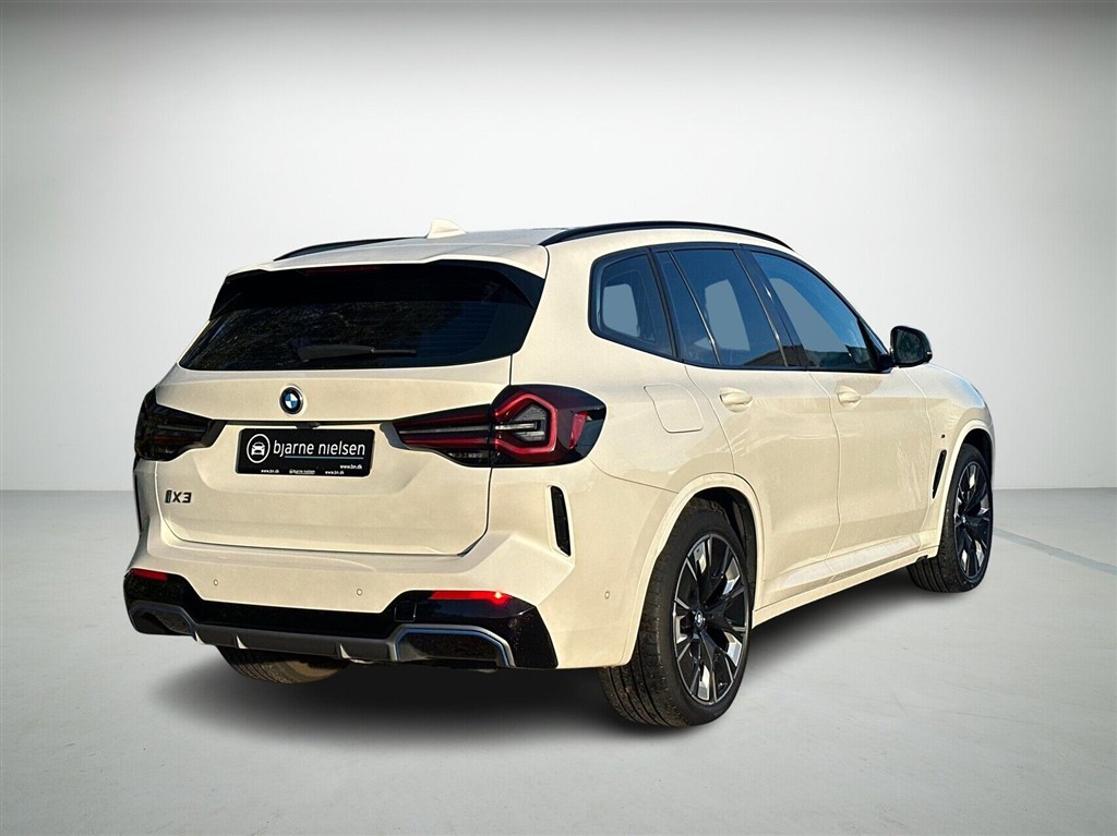 BMW iX3 M-Sport Charged Plus billede 2