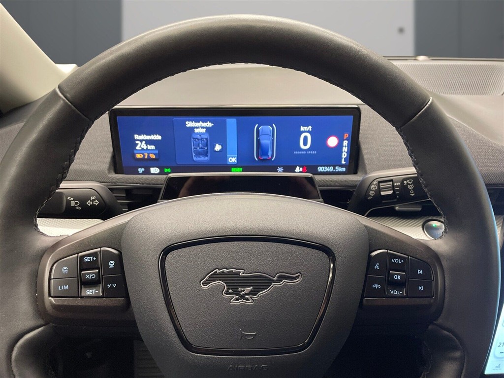 Ford Mustang Mach-E SR billede 18