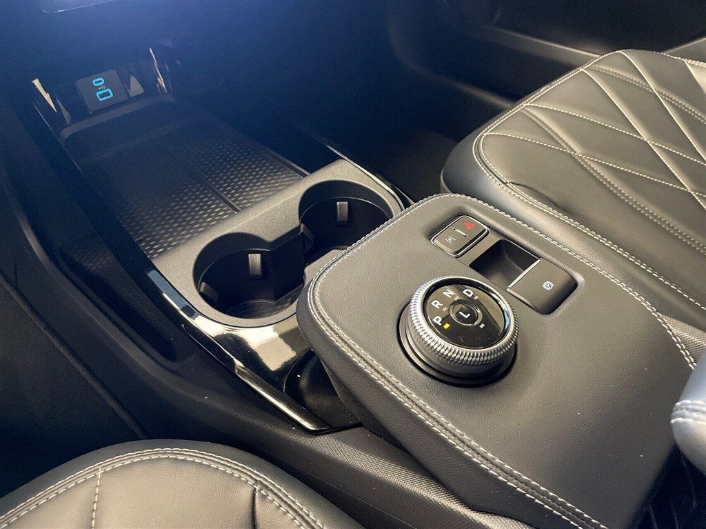 Ford Mustang Mach-E SR billede 19
