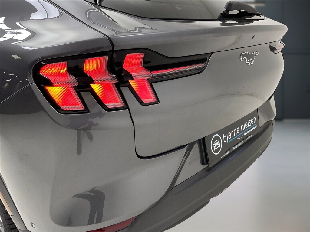 Ford Mustang Mach-E SR billede 29
