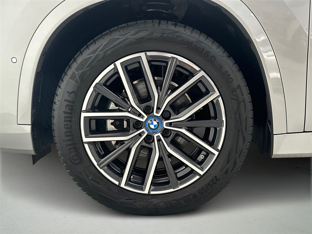 BMW iX1 M-Sport billede 9