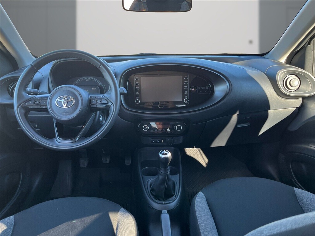 Toyota Aygo X Play billede 8