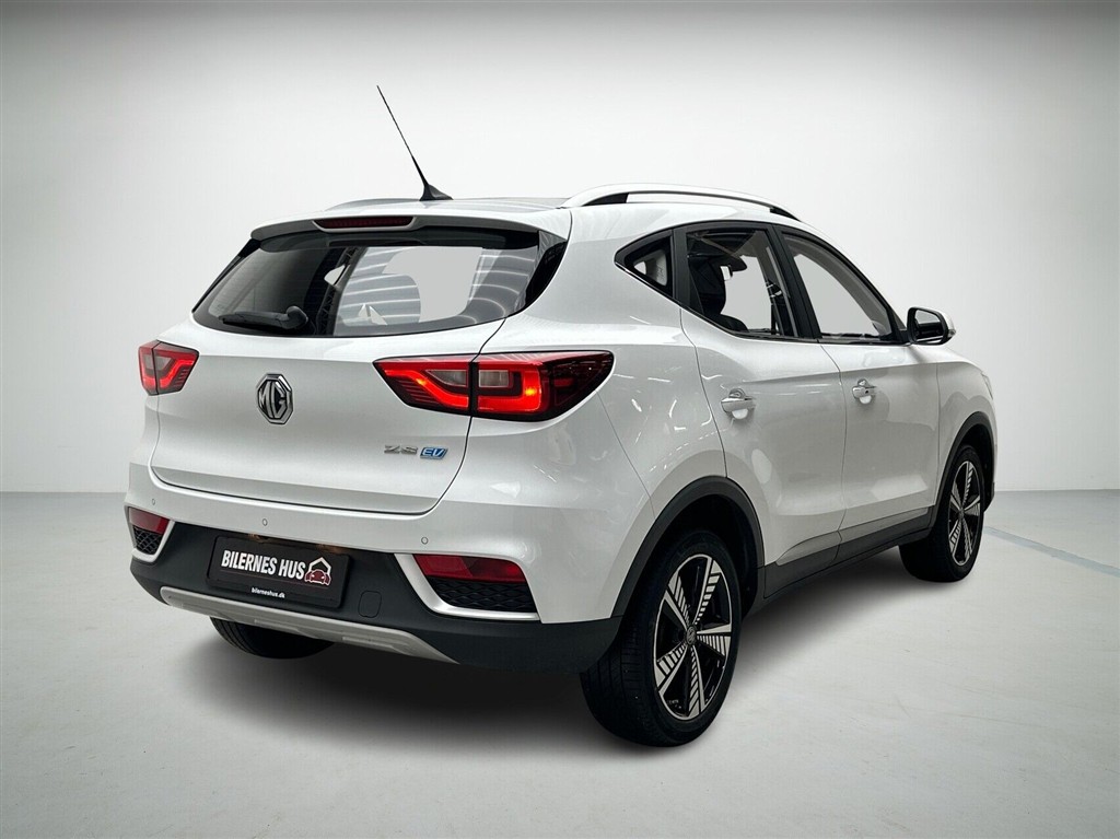 MG ZS EV Luxury billede 2
