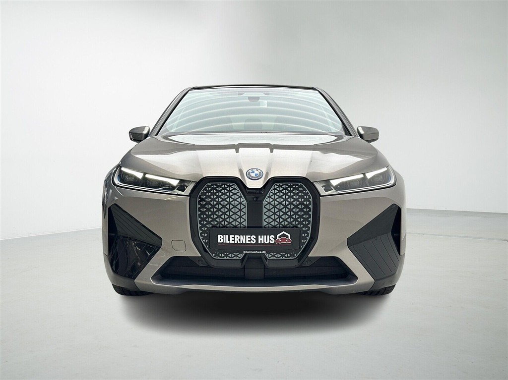 BMW iX Fully Charged billede 7