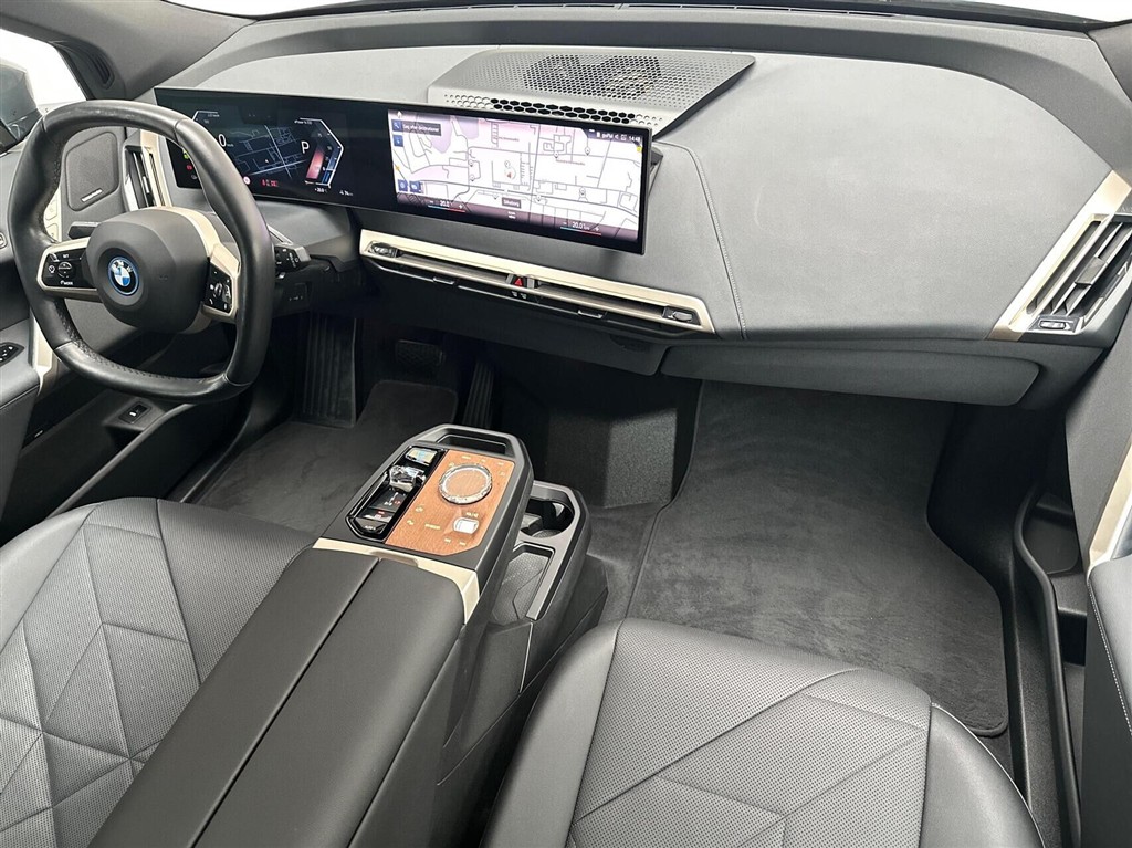 BMW iX Fully Charged billede 11