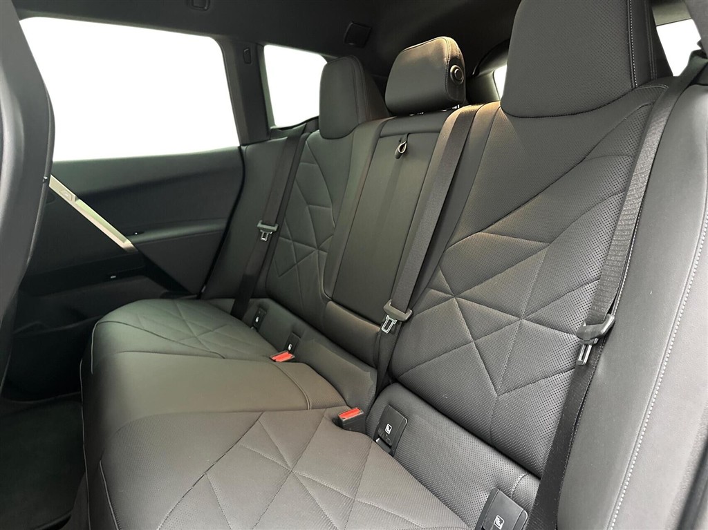 BMW iX Fully Charged billede 13