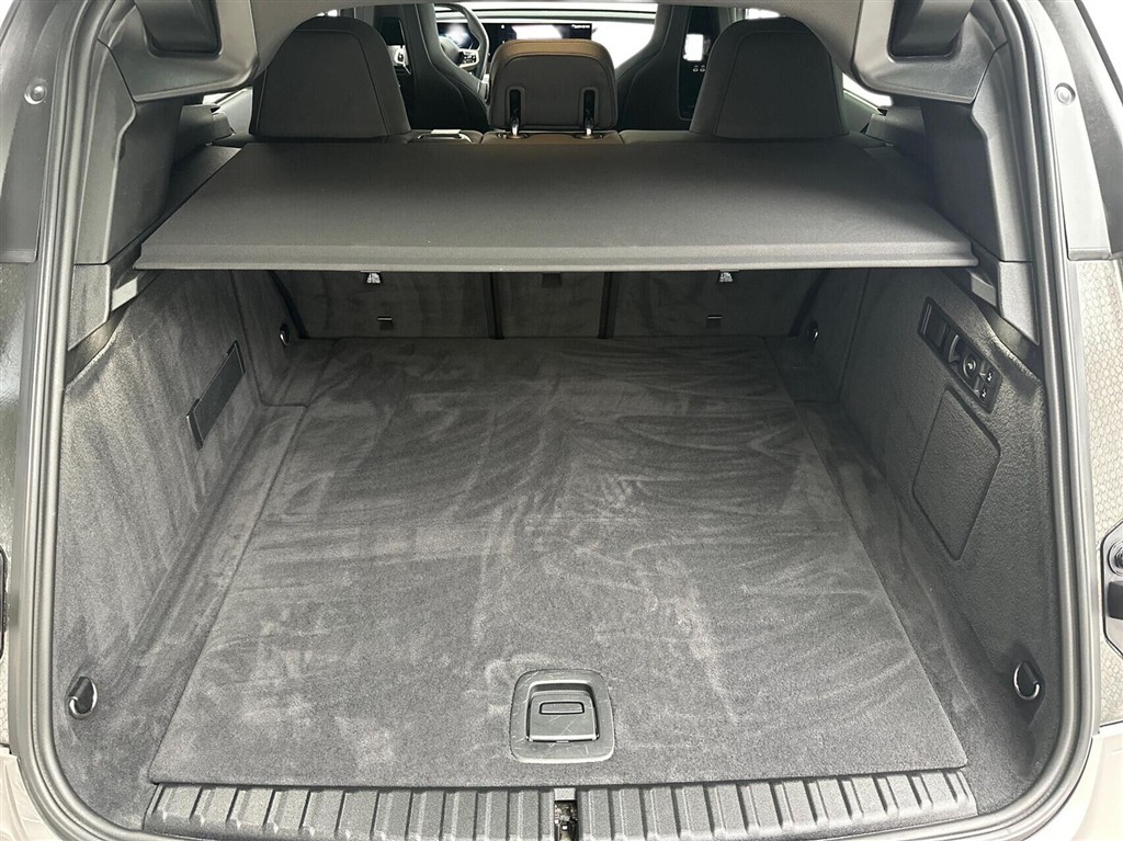 BMW iX Fully Charged billede 14