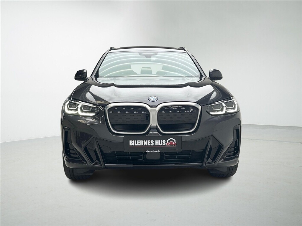 BMW iX3 M-Sport Charged generic.image 7
