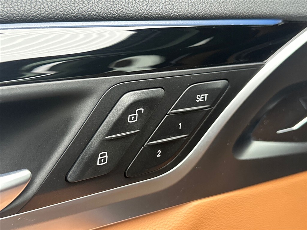 BMW iX3 M-Sport Charged generic.image 21