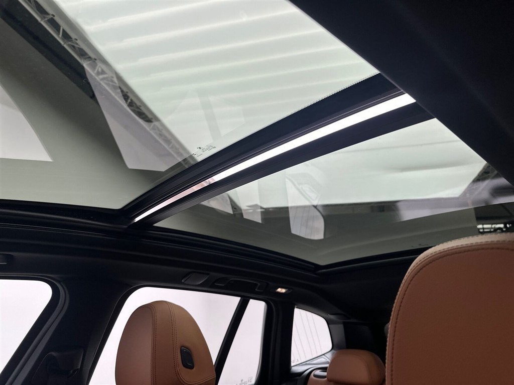 BMW iX3 M-Sport Charged generic.image 22