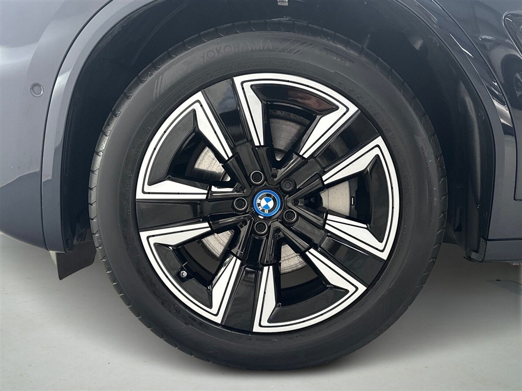BMW iX3 M-Sport Charged billede 9
