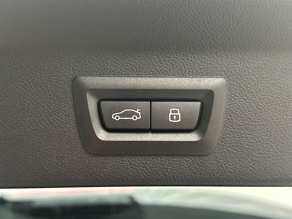 BMW iX3 M-Sport Charged billede 23