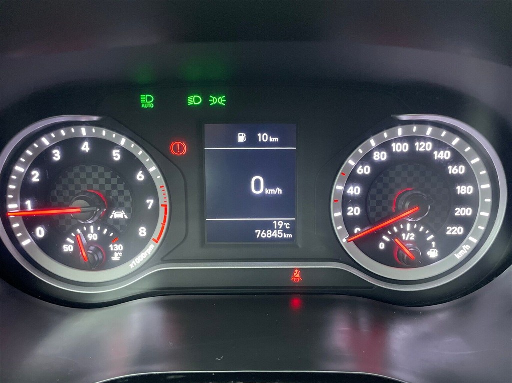 Hyundai i10 Essential billede 18