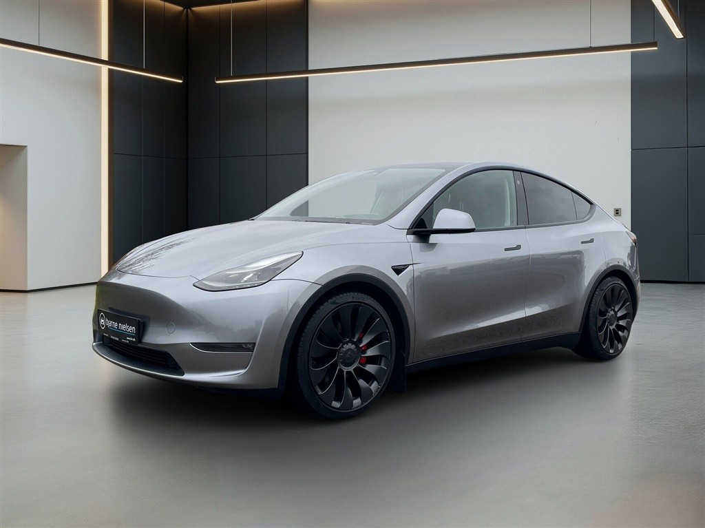 Tesla Model Y Performance