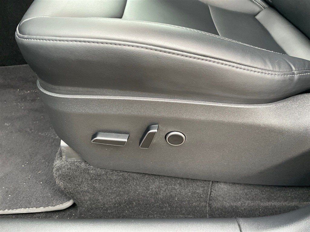 Tesla Model Y Performance billede 18