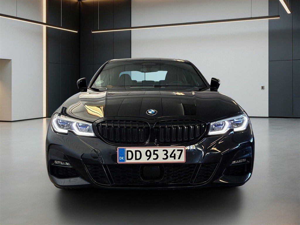 BMW 330e M-Sport billede 3