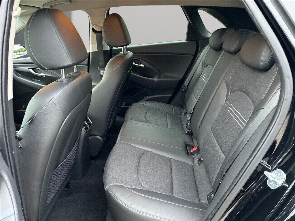 Hyundai i30 Essential billede 10