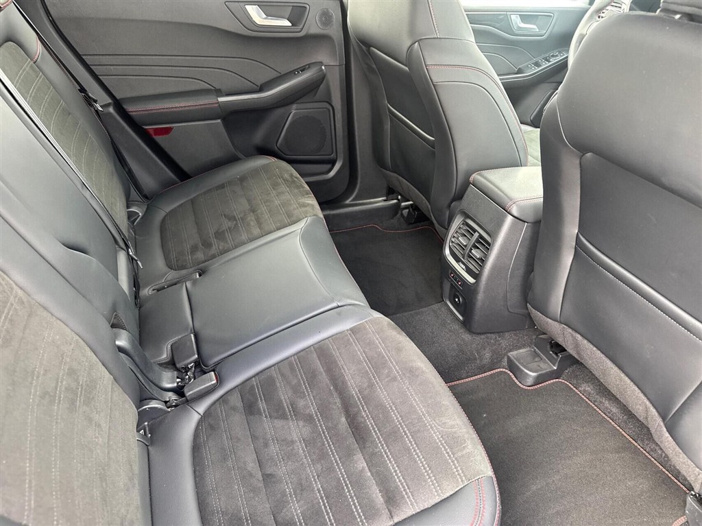 Ford Kuga ST-Line X billede 12
