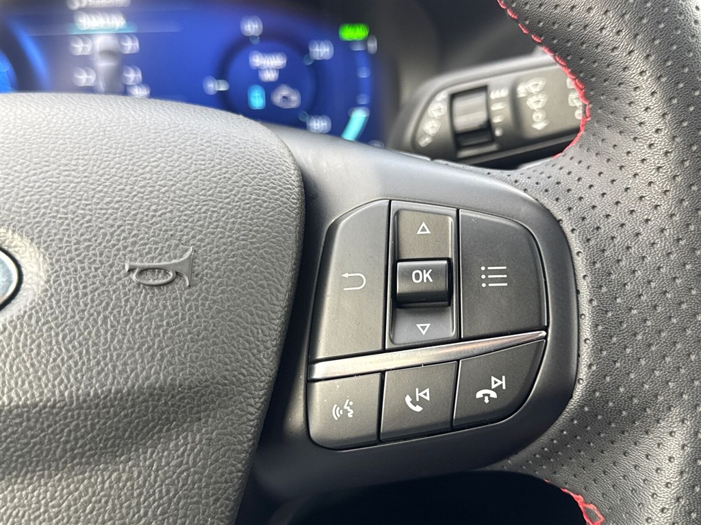 Ford Kuga ST-Line X billede 18