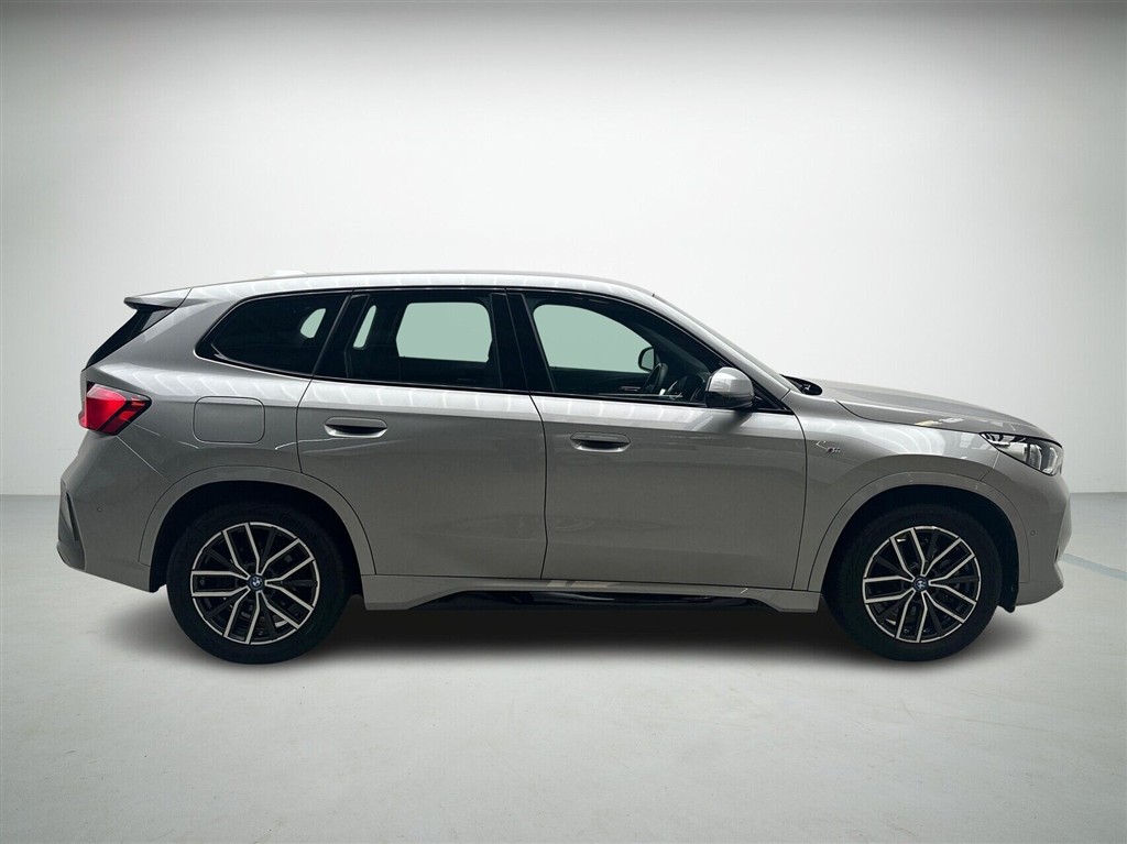 BMW iX1 M-Sport billede 6
