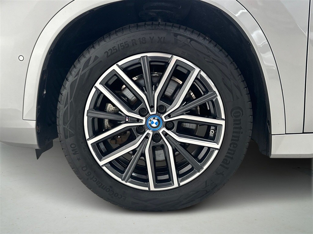 BMW iX1 M-Sport billede 9