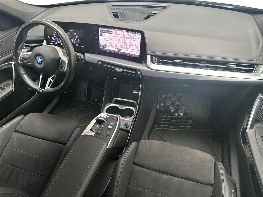 BMW iX1 M-Sport billede 11