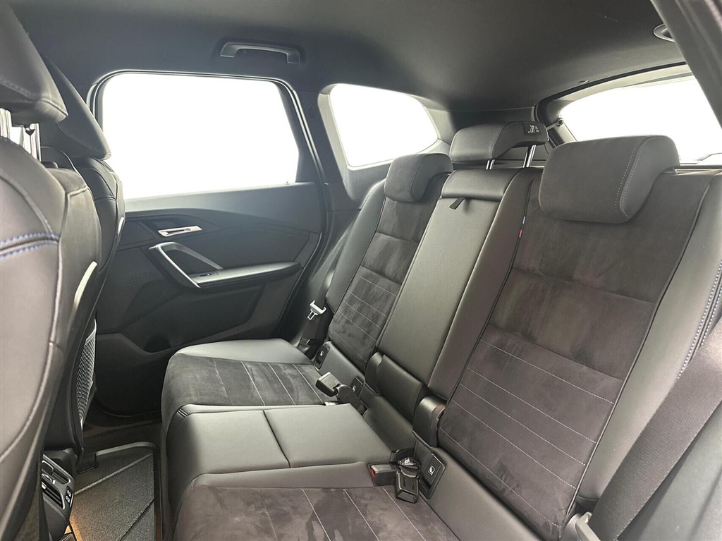 BMW iX1 M-Sport billede 13
