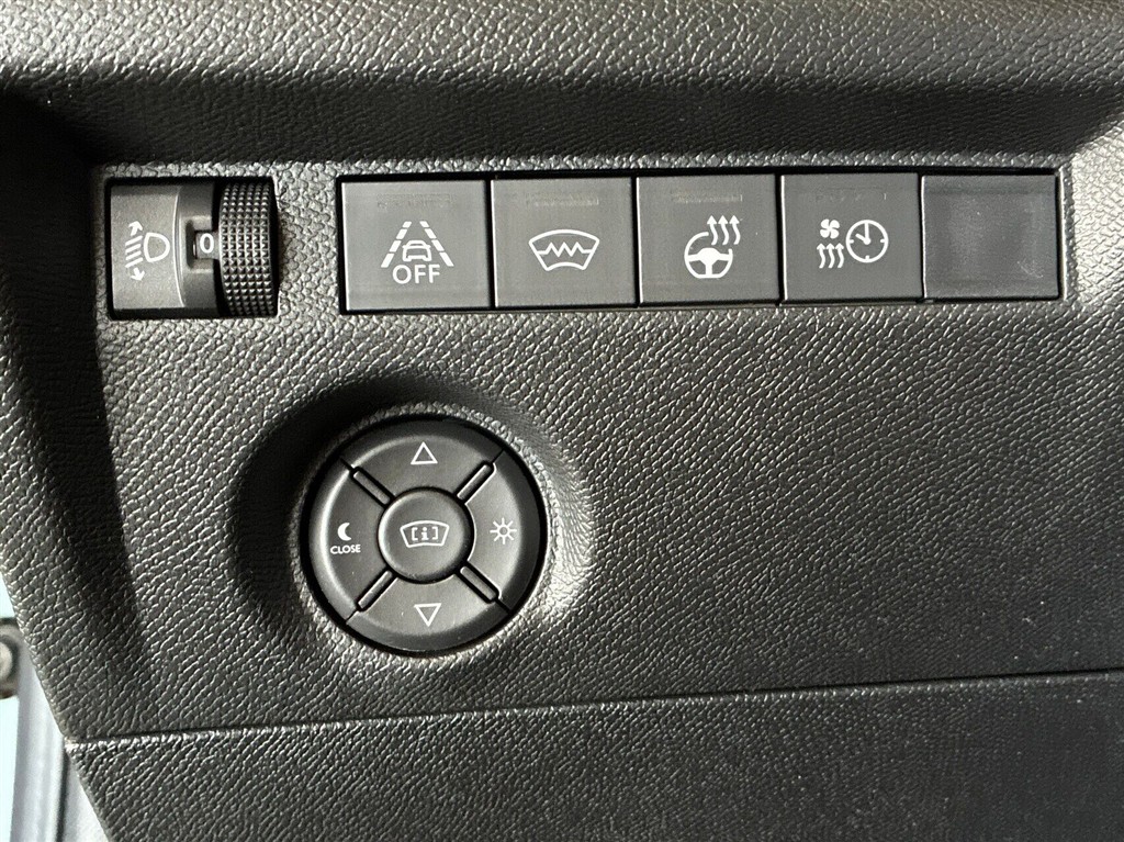Citroën e-C4 Shine Sport billede 17