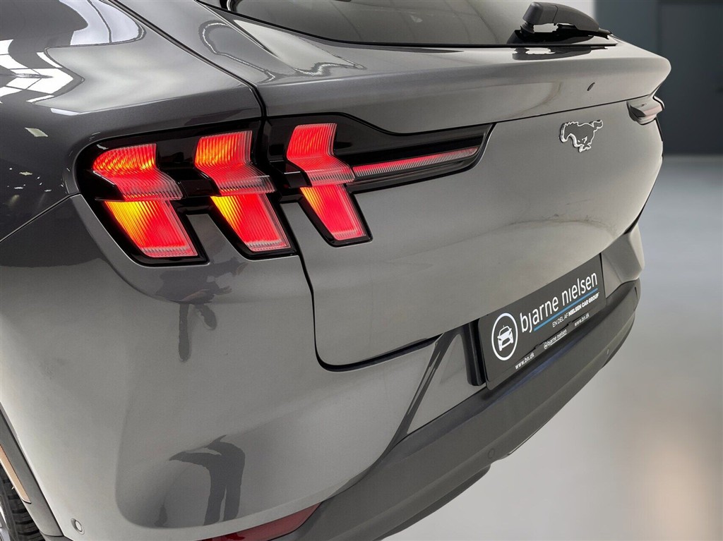 Ford Mustang Mach-E SR billede 29