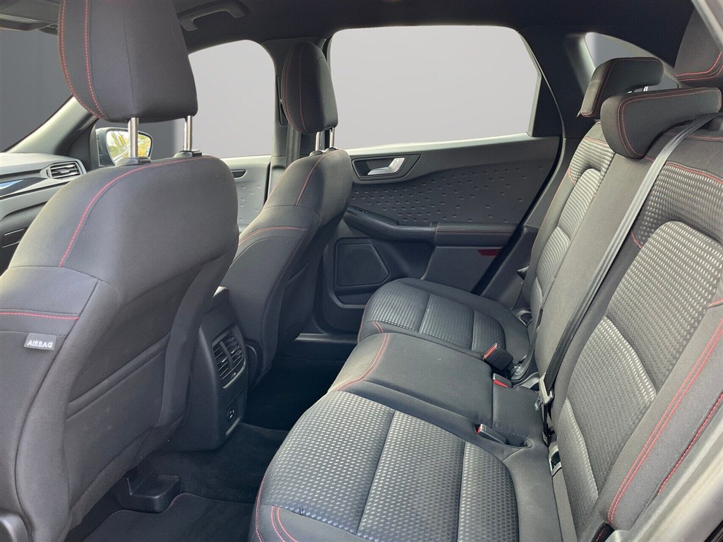 Ford Kuga ST-Line billede 9
