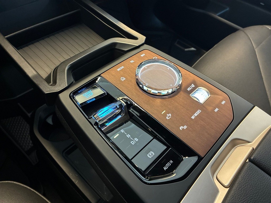 BMW iX Super Charged billede 19
