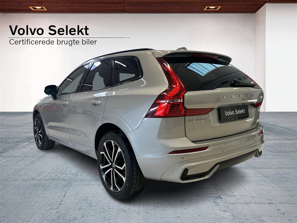 Volvo XC60 Plus billede 2