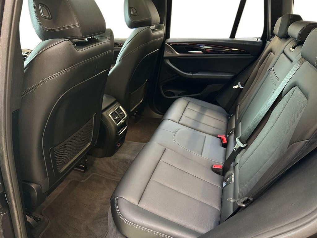 BMW iX3 M-Sport Charged billede 12