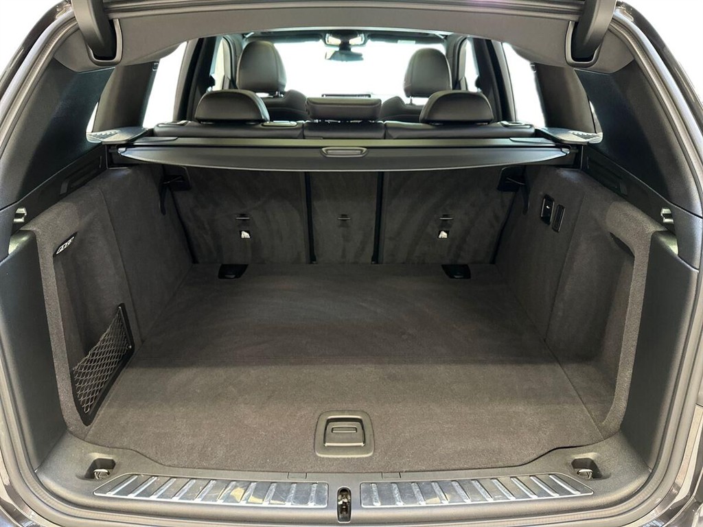 BMW iX3 M-Sport Charged billede 13