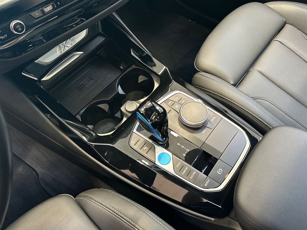 BMW iX3 M-Sport Charged billede 15