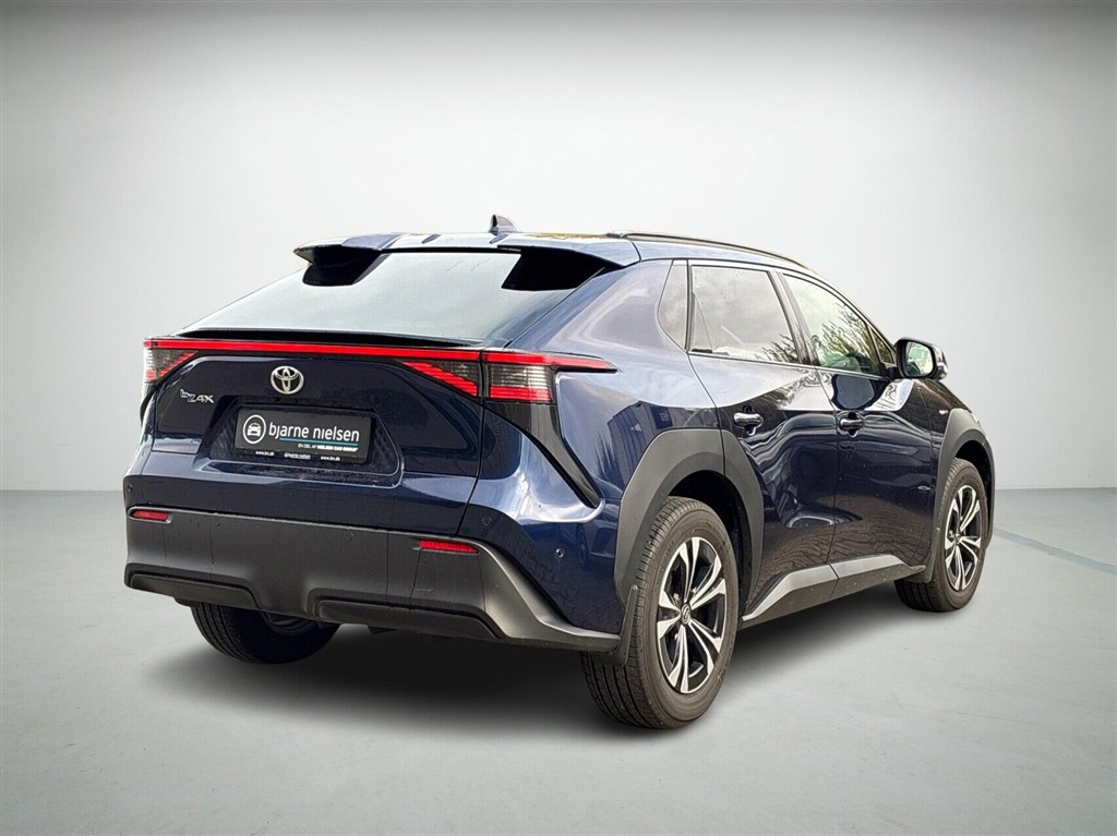 Toyota bZ4X Executive billede 2
