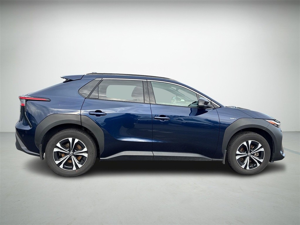 Toyota bZ4X Executive billede 5