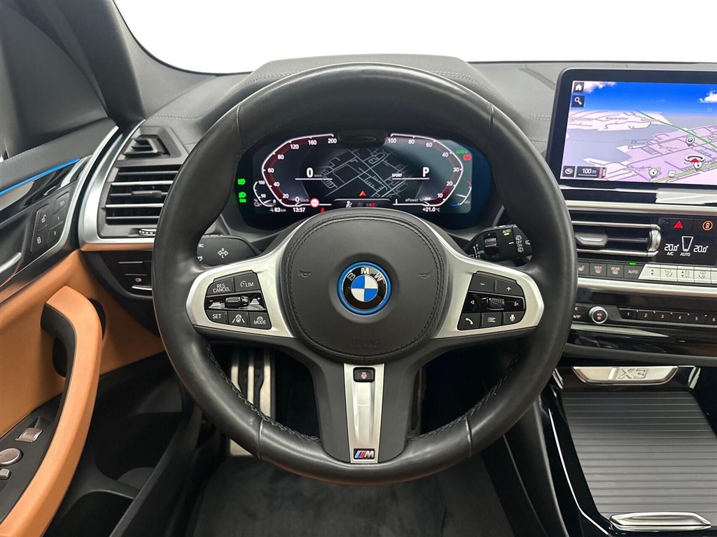 BMW iX3 Charged billede 10