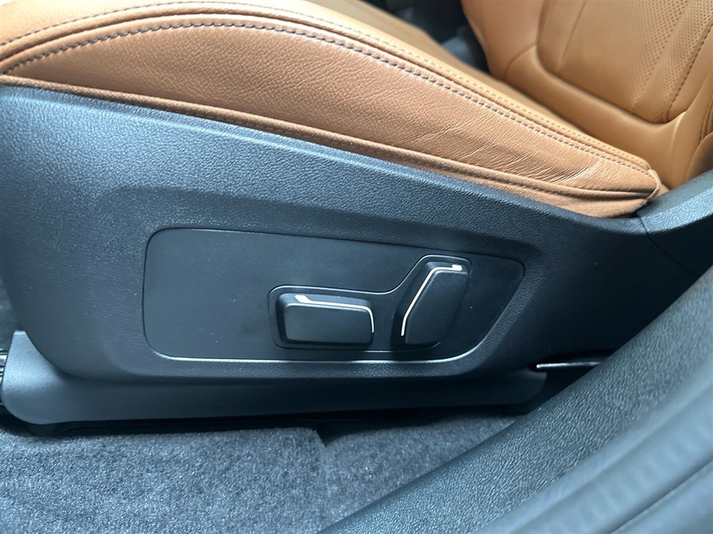BMW iX3 Charged billede 20