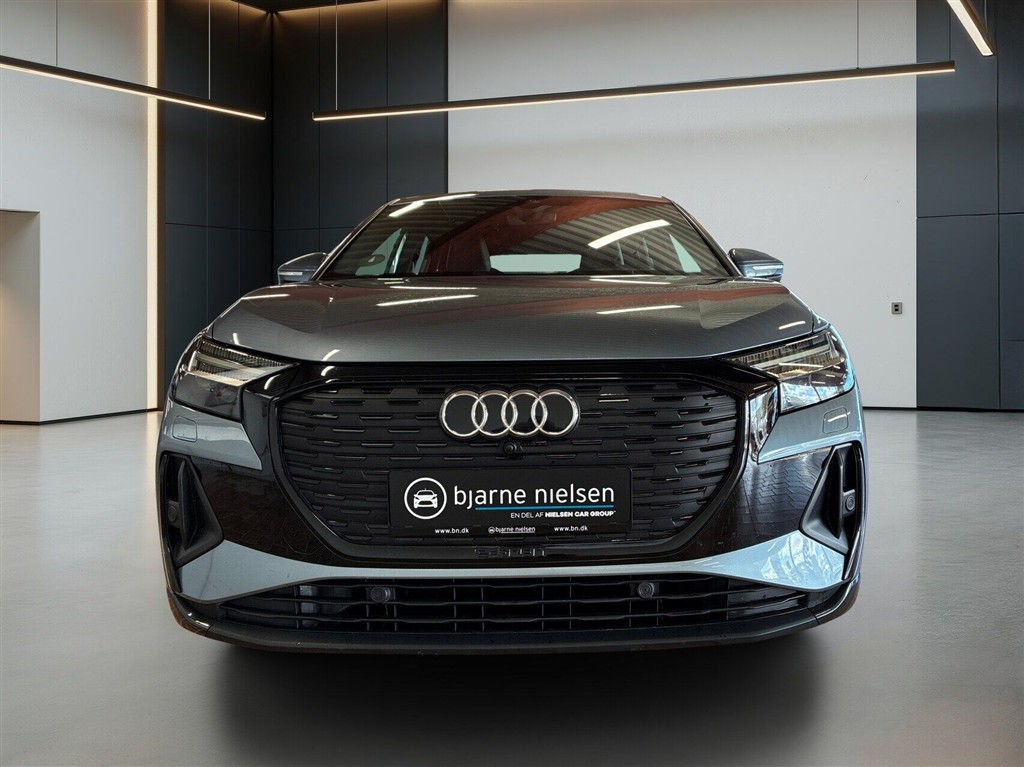Audi Q4 Attitude generic.image 2