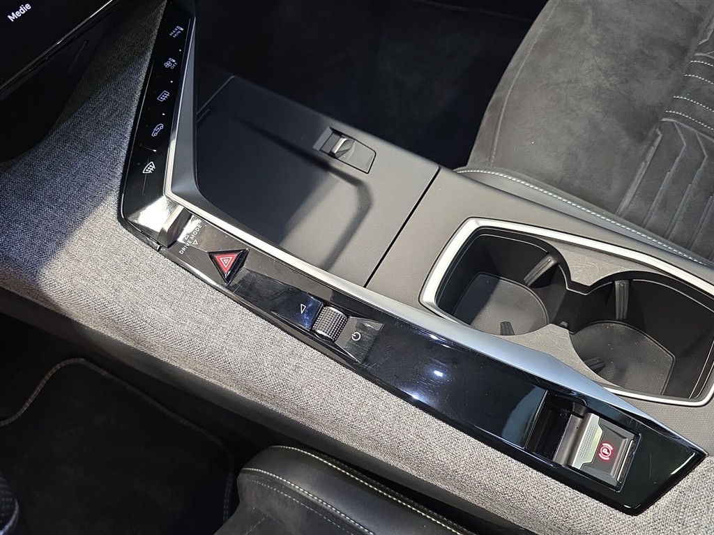Peugeot e-3008 GT Pack billede 19