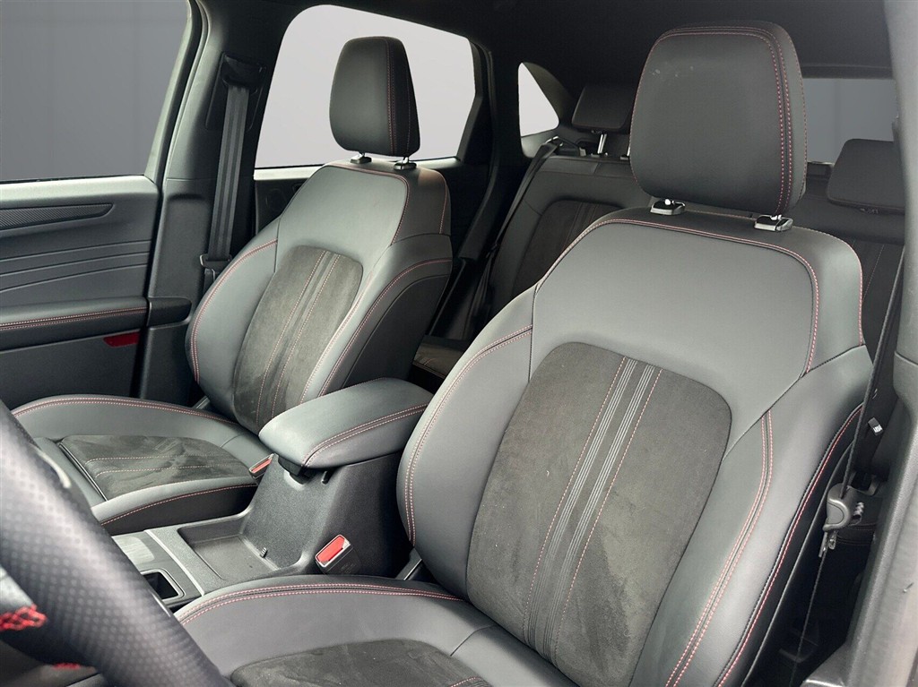 Ford Kuga ST-Line X billede 11