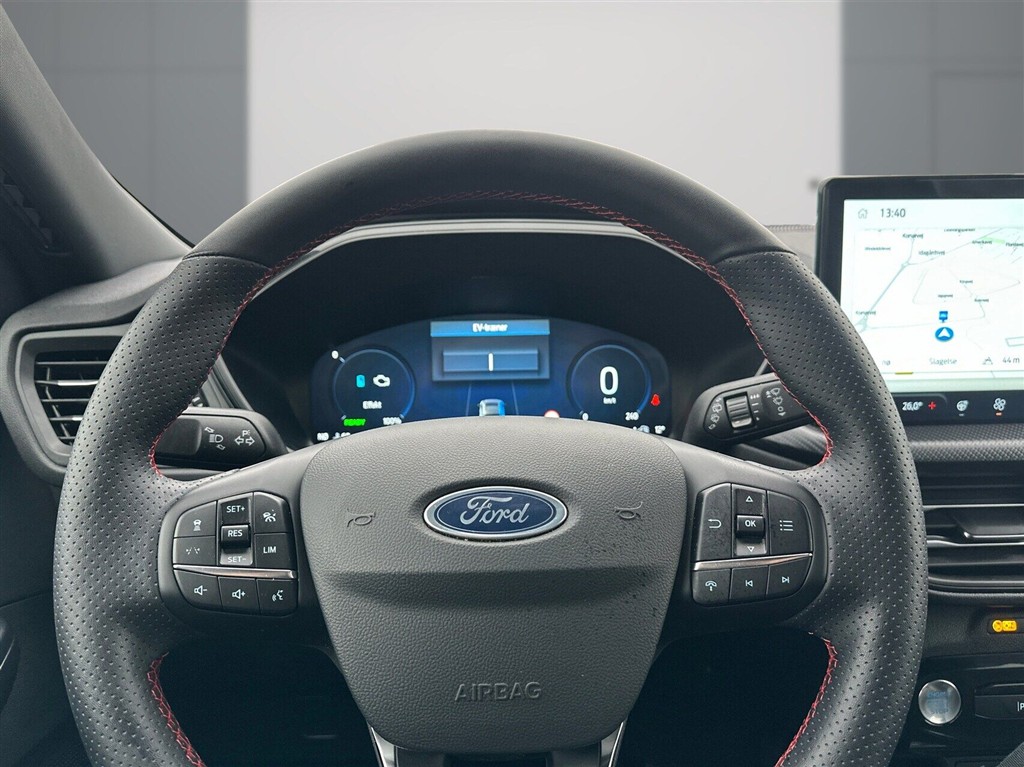 Ford Kuga ST-Line X billede 14