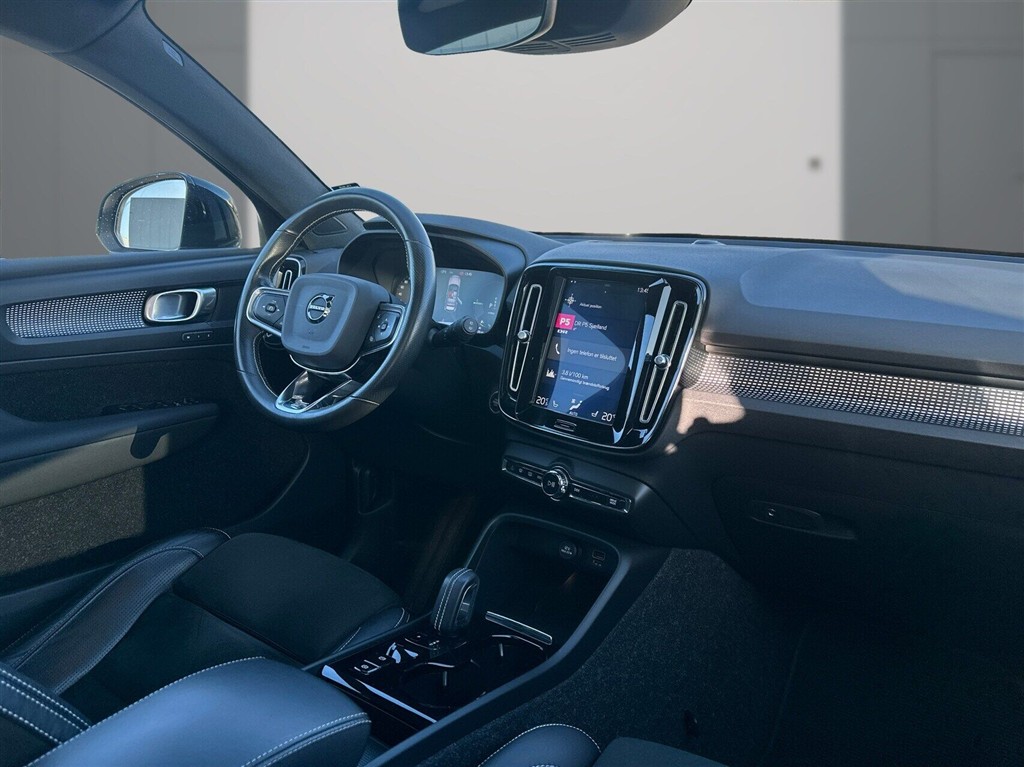 Volvo XC40 R-design billede 8